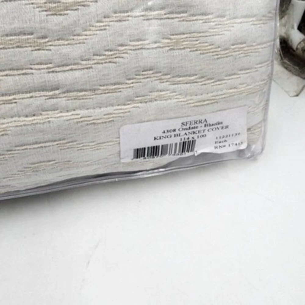 SFERRA Ondate Blanket Cover King Bluefin Two Toned Yarn Dye Weave Long Staple